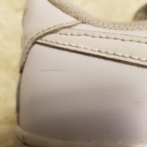 Nike AF1 Air Force One Shoes 8.5 *send offers* - Picture 3 of 11